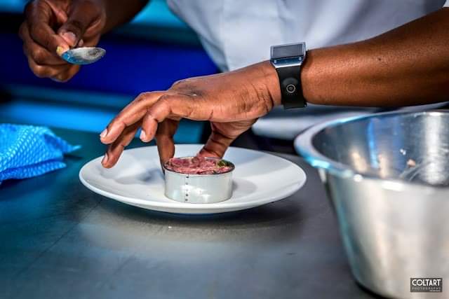 e1bb7d1c-7d31-4c19-b129-e5a82adae6a1